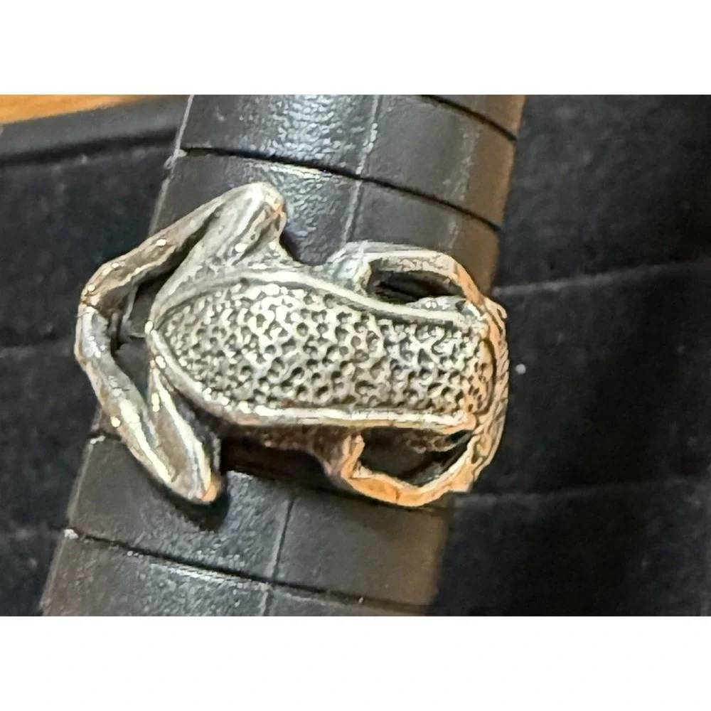 Vintage Sterling Silver 925  Frog Ring Size 8.75